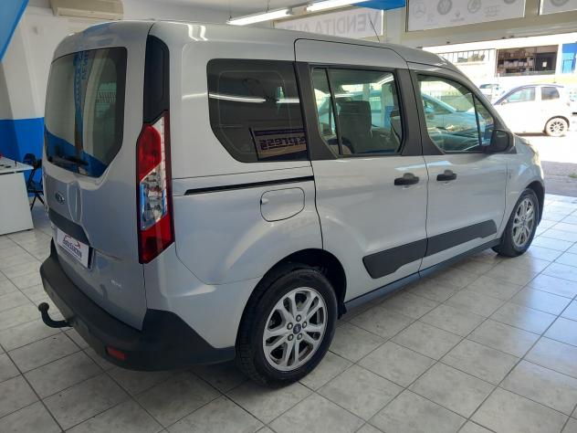 Ford Tourneo Connect 1.5 TDCi 120 CV anno 2019 km 125 mila - Foto 3
