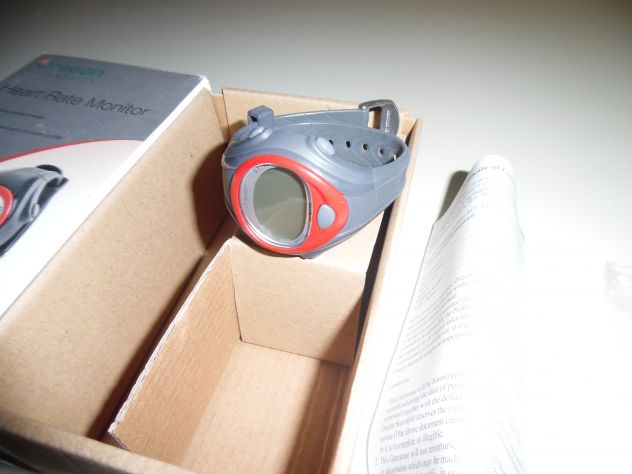 OROLOGIO CON CARDIOFREQUENZIMETRO+FASCIA TORACICA NUOVO,COMPLETO,FUNZIONANTE MAR - Foto 5