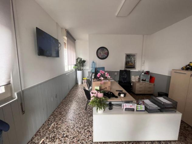 Immobile di 2100 m² con 3 locali in affitto a Castegnato - Foto 15