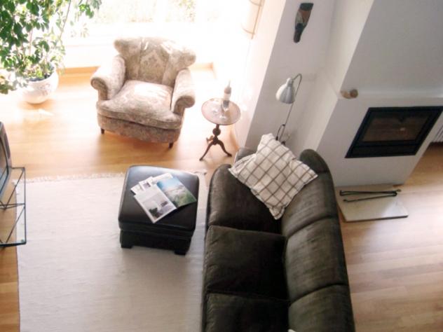 Appartamento al primo piano ed ultimo , con ingresso indipendente . - Foto 8