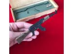AK-47 con parti in legno nella in miniatura pistola a centerfire 2mm