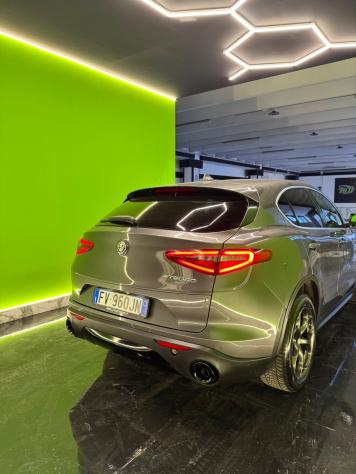 Alfa Romeo Stelvio 2.2 Turbodiesel 190 CV AT8 RWD Executive - Foto 7