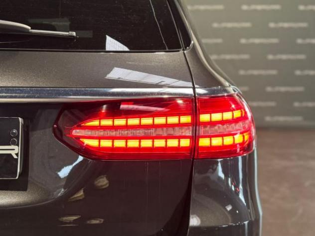 MERCEDES-BENZ E 220 d S.W. Auto AMG rif. 24008678 - Foto 6