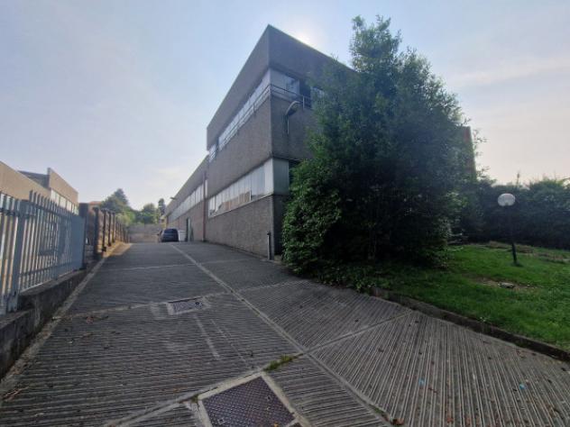Immobile di 1200 m² con 5 locali in vendita a Legnano - Foto 3