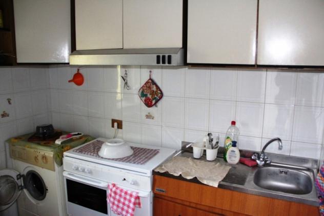 Baschi - casale con 6000 mq di terreno in vendita in posizione dominante e panoramica - Foto 10