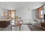 Appartamento di 93 m² con 3 locali e box auto in vendita a Cento