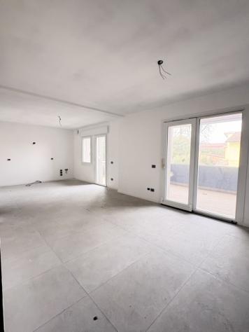 APPARTAMENTO di 5 vani e di 110 mq (PIOVE DI SACCO) rif. 042 - Foto 8