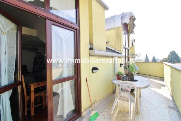 Appartamento mansardato di tre locali oltre servizi - Foto 6