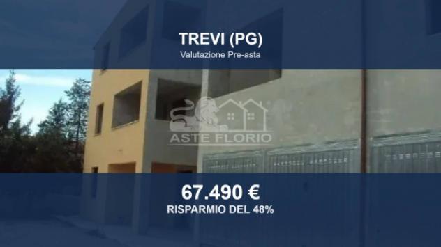 Immobile in asta di 98 m², box auto in vendita a Trevi
