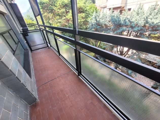 APPARTAMENTO di 3 vani e di 104 mq (COMO) rif. A01023 - Foto 8