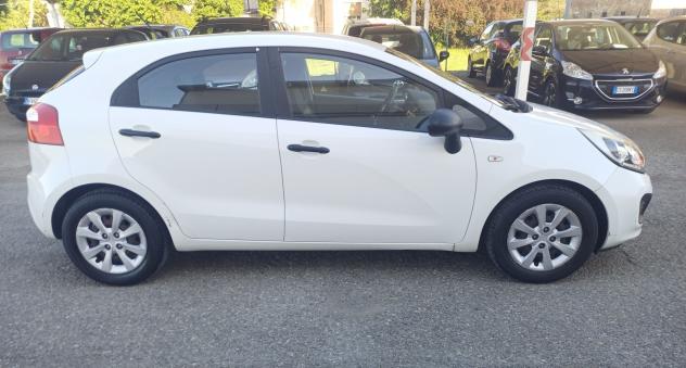 Kia Rio 1.2 CVVT 5p. EX - Foto 4