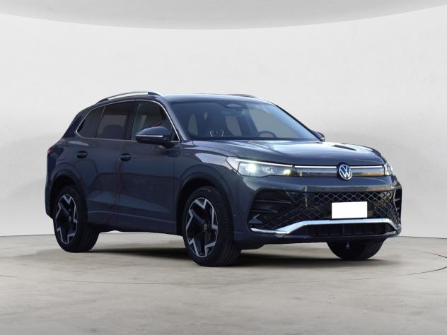 Volkswagen Tiguan 2.0 TDI 110KW SCR EVO R-Line DSG - Foto 2
