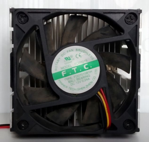 Dissipatore AMD 5T208B1H3T con supporto e ventola - Foto 3
