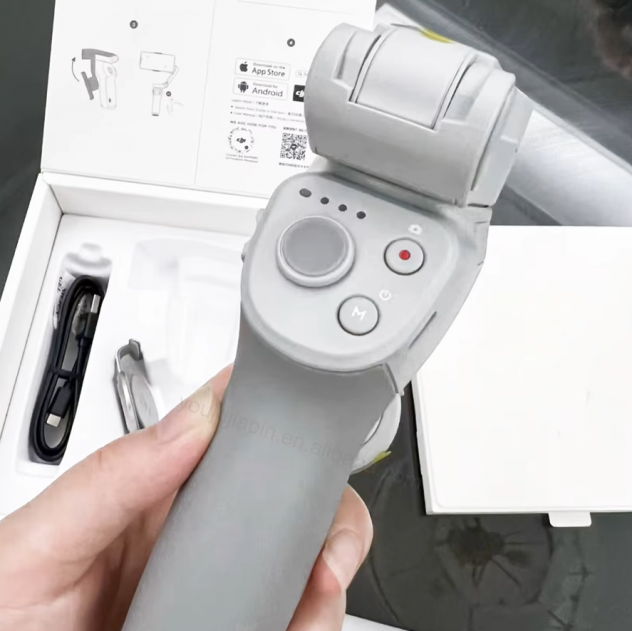Stabilizzatore Professionale DJI Osmo Mobile 4 ! - Foto 3