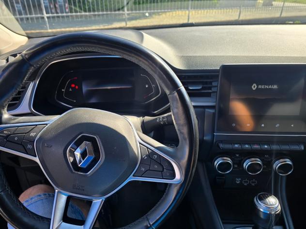 Renault Captur in Arrivo - Foto 9