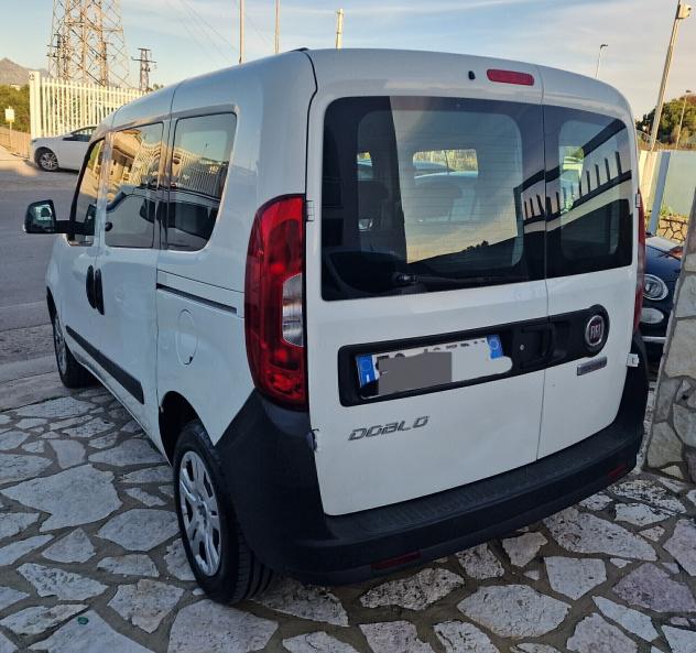 Fiat Dobl1.3 MJT 95CV 10/2018 5 POSTI - Foto 3