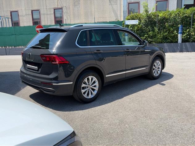 Volkswagen Tiguan 2.0 TDI SCR 110KW Life DSG - Foto 5