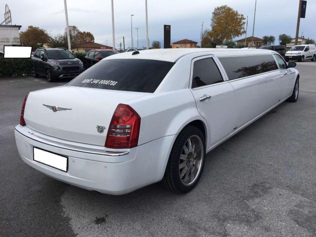 Chrysler 300C C300 LIMOUSINE - Foto 4