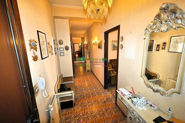 Rif. 9875 - Appartamento di prestigio + posto auto - Foto 17