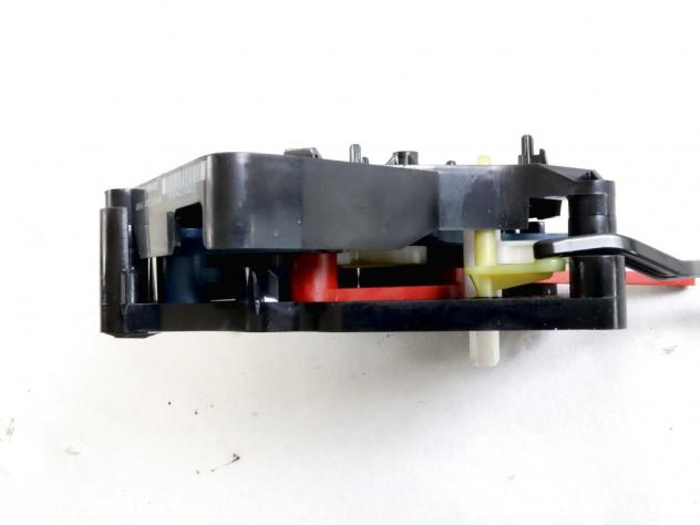 30767027 MOTORINO ATTUATORE FLAP SCATOLA CLIMATIZZATORE VOLVO XC60 2.0 D RHD 140KW AUT 5P (2017) RICAMBIO USATO PER VEICOLI CON GUIDA A DESTRA - Foto 6