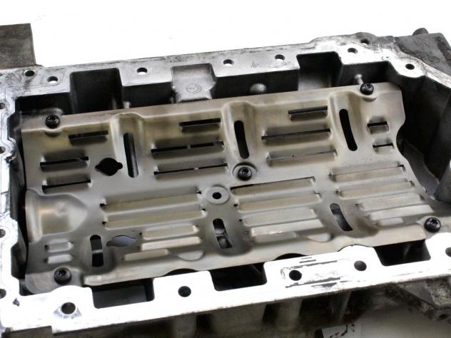 4H2Q-6U004-FA COPPA OLIO MOTORE PARTE SUPERIORE LAND ROVER RANGE ROVER SPORT 2.7 D 4X4 140KW AUT 5P (2006) RICAMBIO USATO - Foto 6