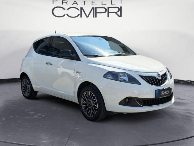 Lancia Ypsilon 1.0 FireFly 70cv Hybrid Gold Plus - Foto 2
