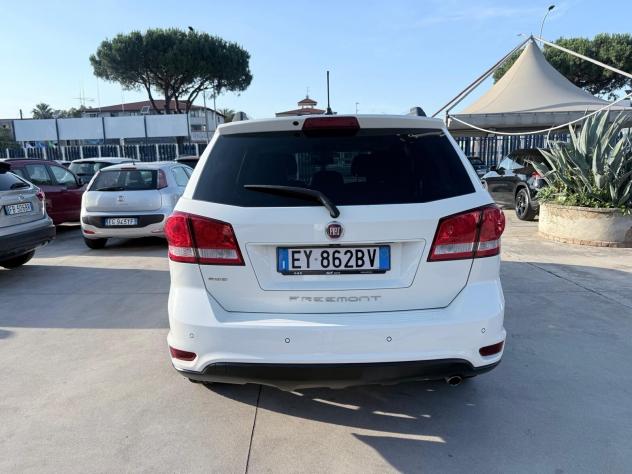 Fiat Freemont 2.0 Mjt 170 CV 4x4 aut. Black Code - Foto 4