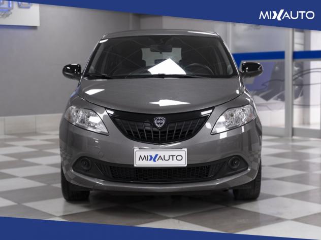 Lancia Ypsilon 1.0 Firefly Hybrid Silver 70CV 5 Porte - Foto 2