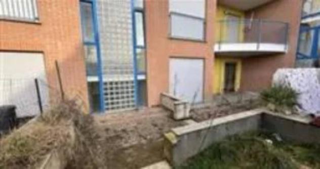 Immobile in asta di 78 m², box auto doppio in vendita a Oleggio - Foto 3