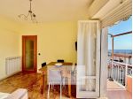 Bilocale vista mare in vendita a Pietra Ligure