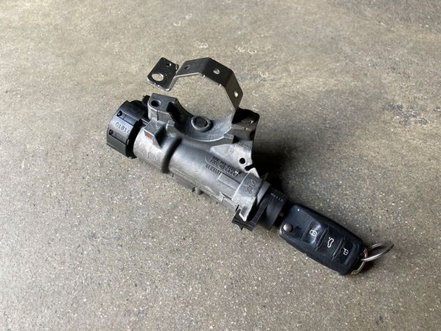 Blocchetto accensione Seat Ibiza del 2012 (6R0905851D)