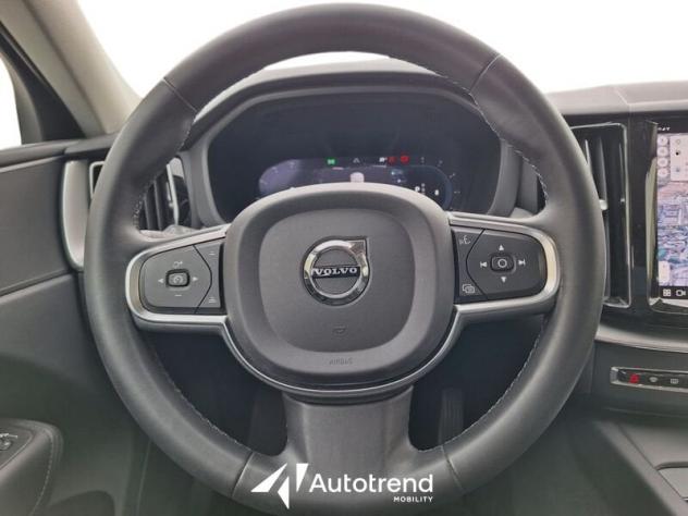 Volvo XC60 B4 197+14 CV AWD Automatico Mild Hybrid Diesel Core - Foto 9