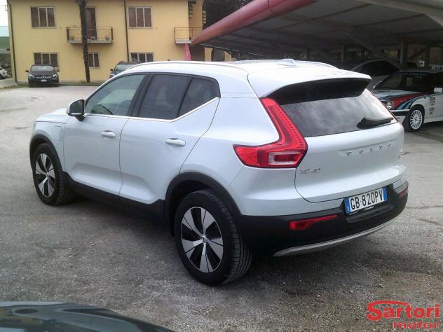 VOLVO - XC40 - T5 Recharge Plug-in Hyb. Inscr.Exp. - Foto 4
