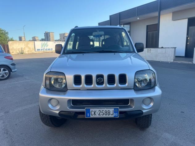 Suzuki Jimny 1.3i 16V cat 4WD con CLIMA AUTOMATICO - Foto 2