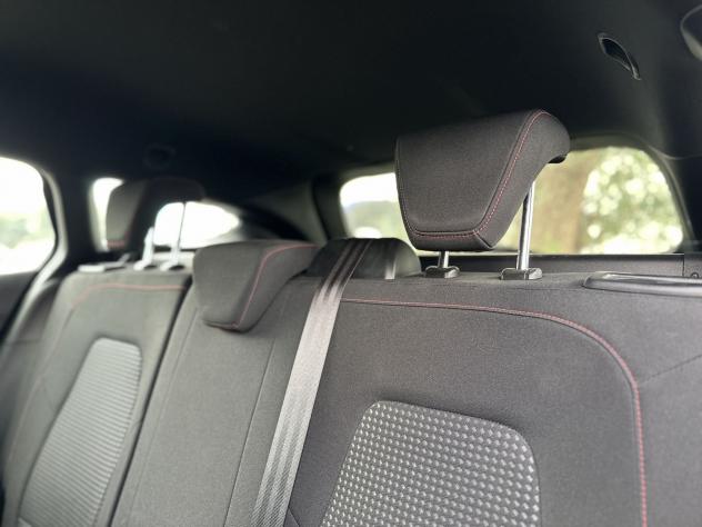 Ford Focus 1.0 EcoBoost Hybrid 125CV Powershift SW ST-Line Design - Foto 6