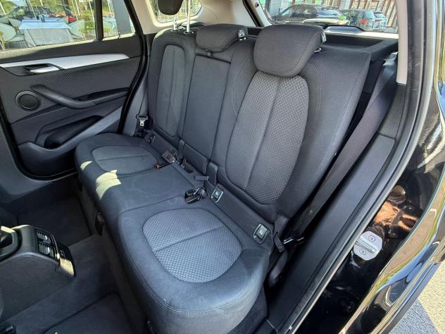 BMW X1 xDrive 18d - Foto 10