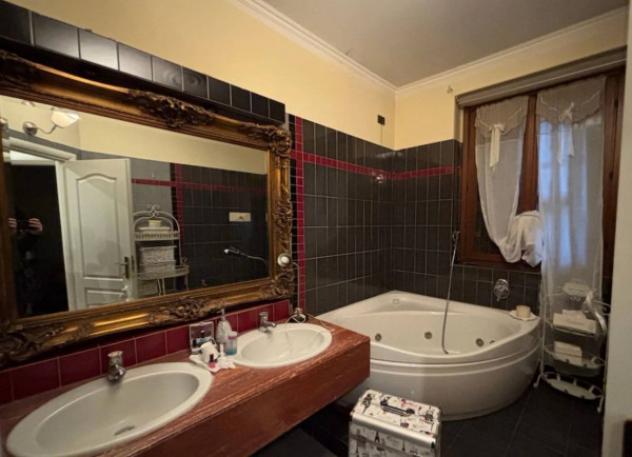Immobile in asta di 254 m² con più di 5 locali e box auto doppio in vendita a Agrate Brianza - Foto 4