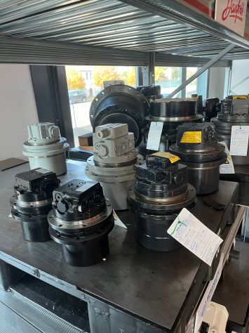 Motoriduttore per KOMATSU PC18MR-5