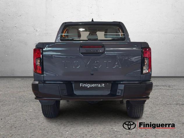 Toyota Hilux 2.8 DIESEL MILD HYBRID 48V 204 CV AUTOMATICO - Foto 3