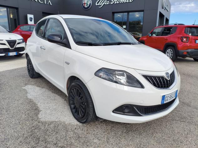 Lancia Ypsilon 1.0 FireFly 70cv S&S Hybrid SILVER - Foto 9