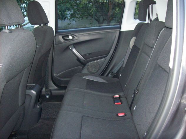 Peugeot 2008 1.6 BHDi 100CV Business - Foto 6