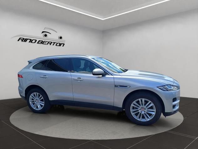 Jaguar F-Pace 2.0d 180 CV AWD aut. Prestige - Foto 4