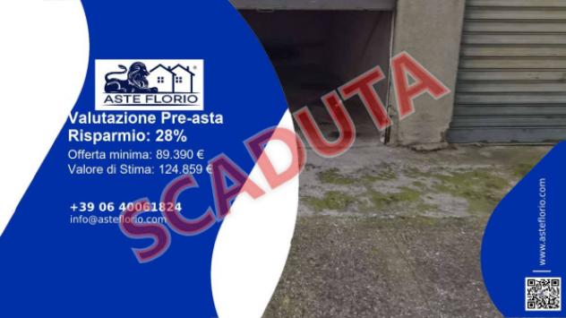 Immobile in asta di 83 m², box auto in vendita a Caponago