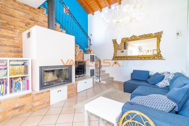 VILLA SINGOLA CON GIARDINO PRIVATO E POSSIBILITÀ PISCINA – CIVIDATE AL PIANO - Foto 10