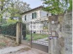 VILLA DI PRESTIGIO TOTALMENTE INDIPENDENTE CON DETTAGLI IN STILE LIBERTY