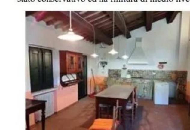 Immobile in asta di 368 m² con più di 5 locali in vendita a Montefelcino - Foto 2