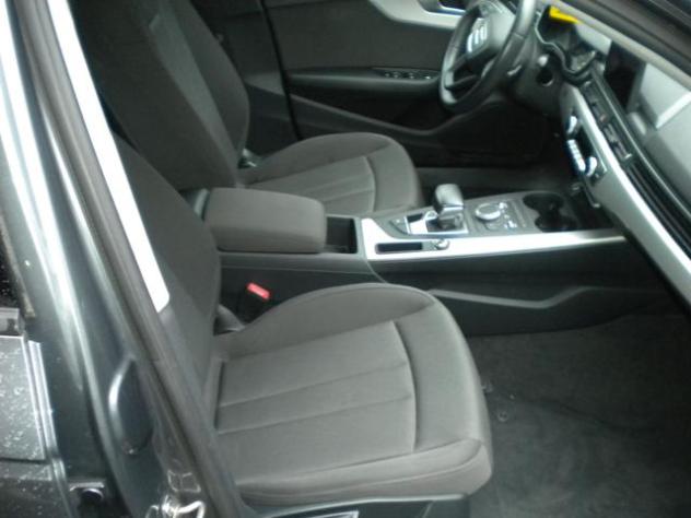 AUDI A4 Avant 35 TDI S tronic Design rif. 24234227 - Foto 9