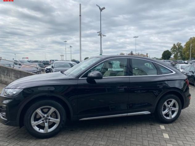 AUDI Q5 35 SPB TDI S tronic Business rif. 24122535 - Foto 2