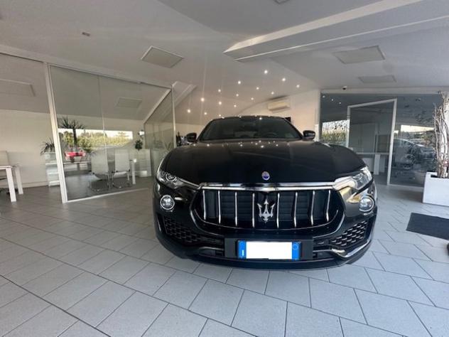Maserati Levante V6 Diesel 275 CV AWD Granlusso - Foto 2