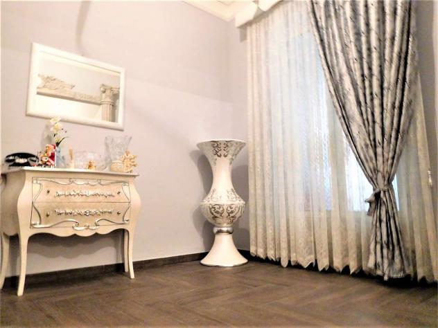 V002311 - VENDESI APPARTAMENTO 190 MQ 2° PIANO - Foto 13